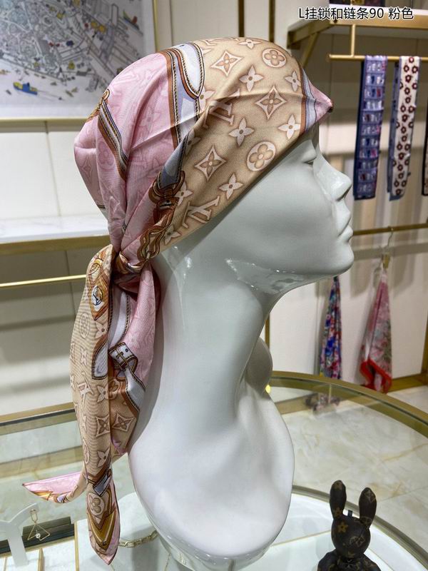 LV silk scarf 90X90cm E04 (13)